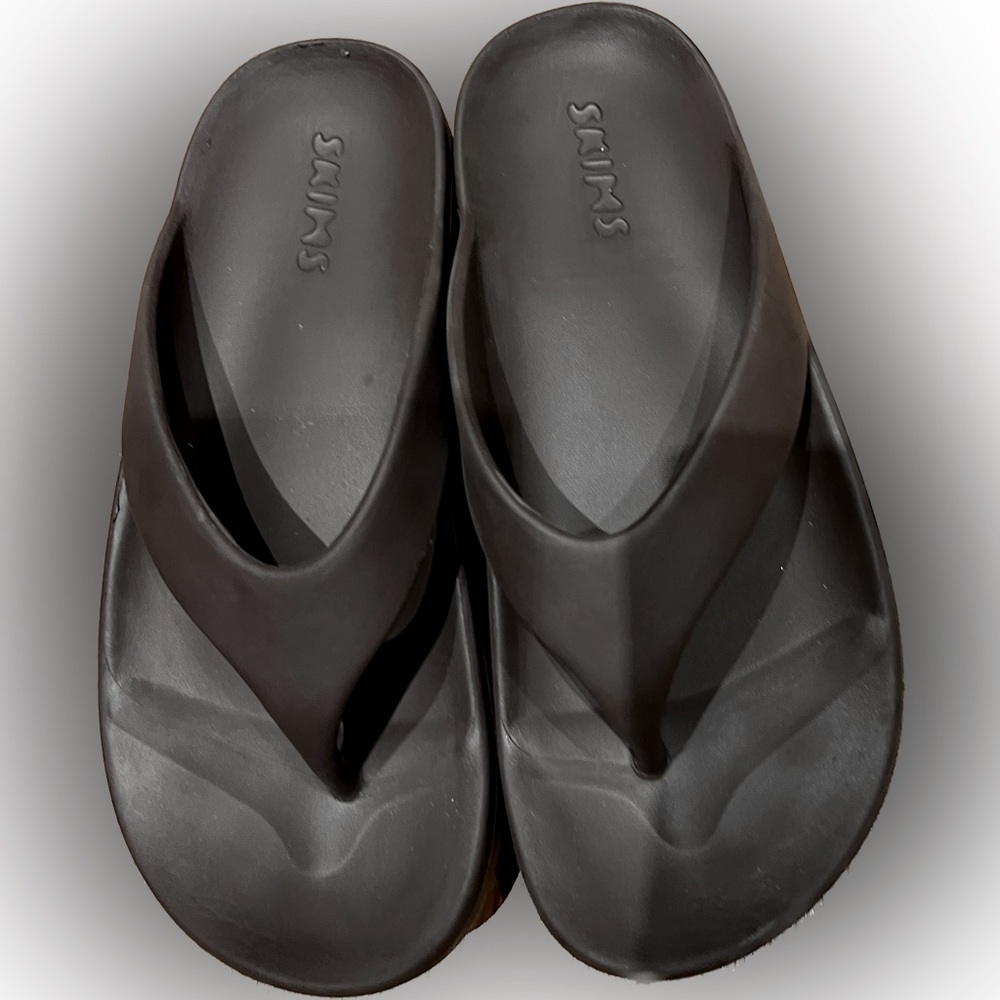 SKIMS Coco brown Molded Sandals Size 36 Woman